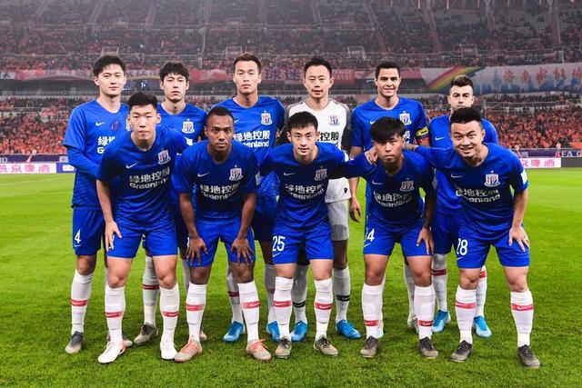 在现代足球 在现代足球