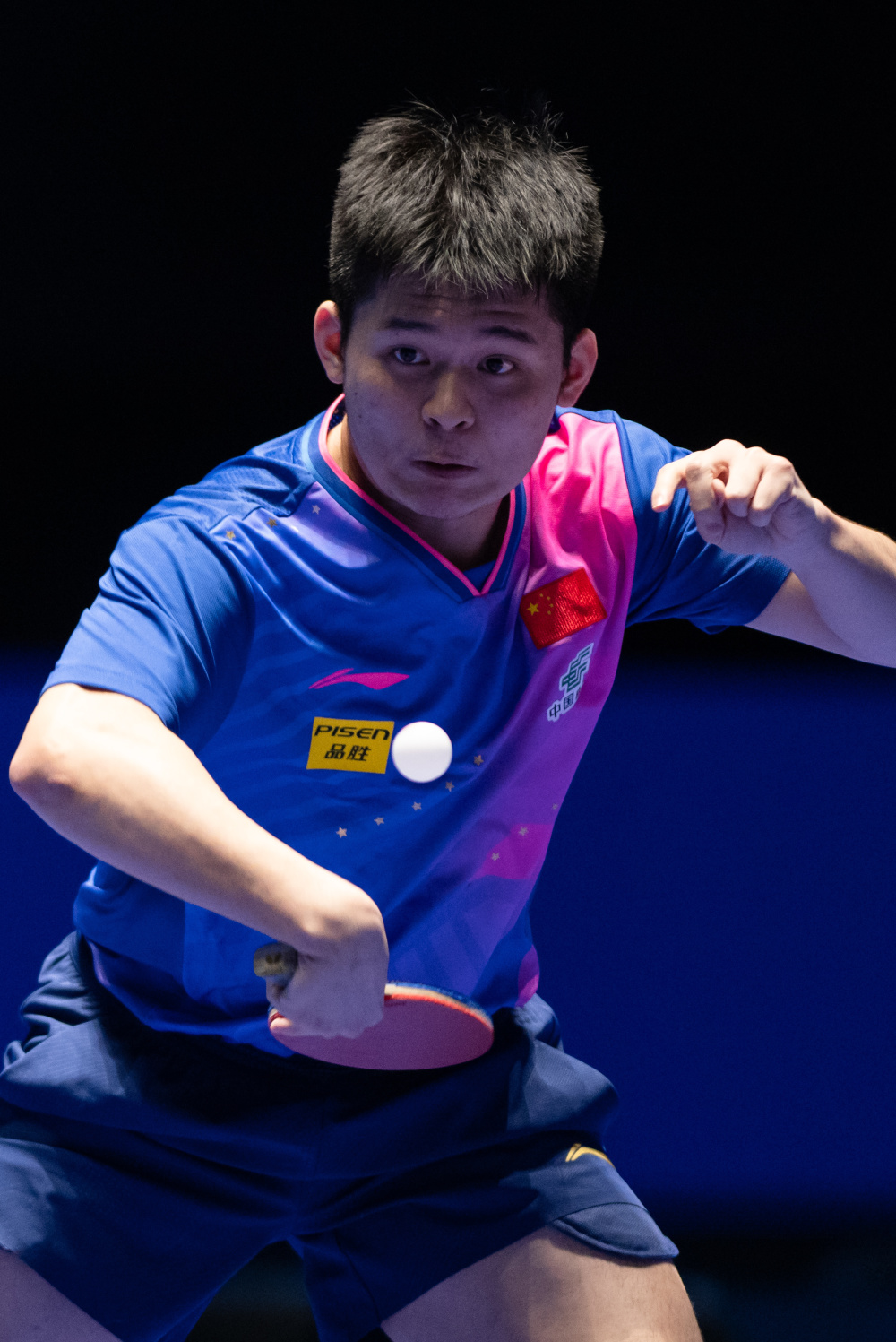 他们迅速转 他们迅速转