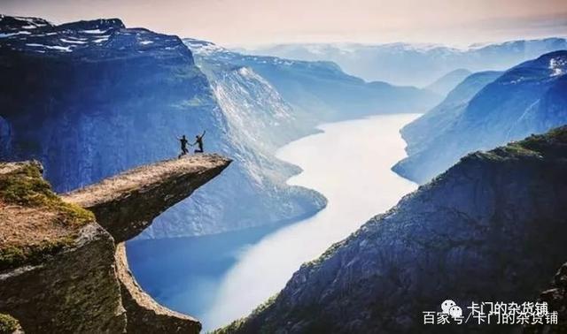 而五凤村则 而五凤村则